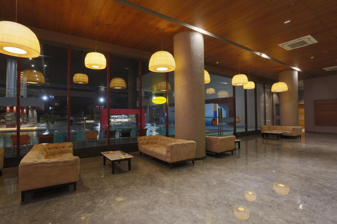 Ymca International Centre Hotel Ahmedabad Exterior photo